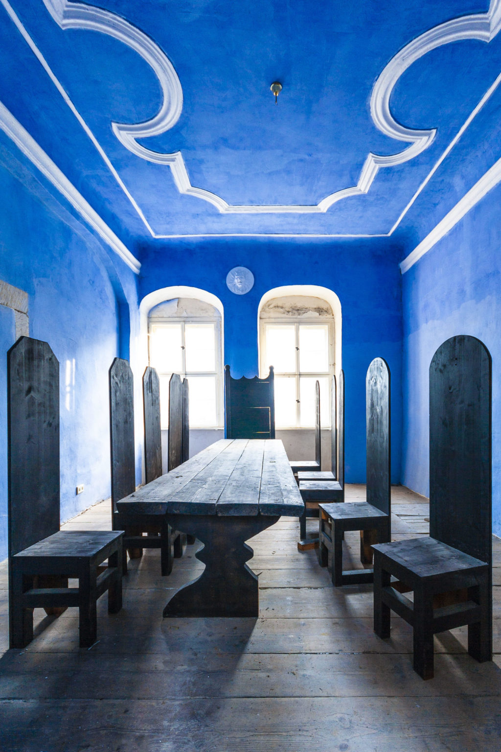 the hall of blue decisions